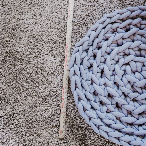 Grey Circle Rug - Picture 5 of 5